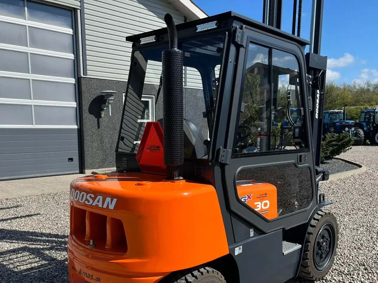 Billede 13 - Doosan D30 G med kabine og KUN 57 TIMER FRA NY, MED TIME GARENTI