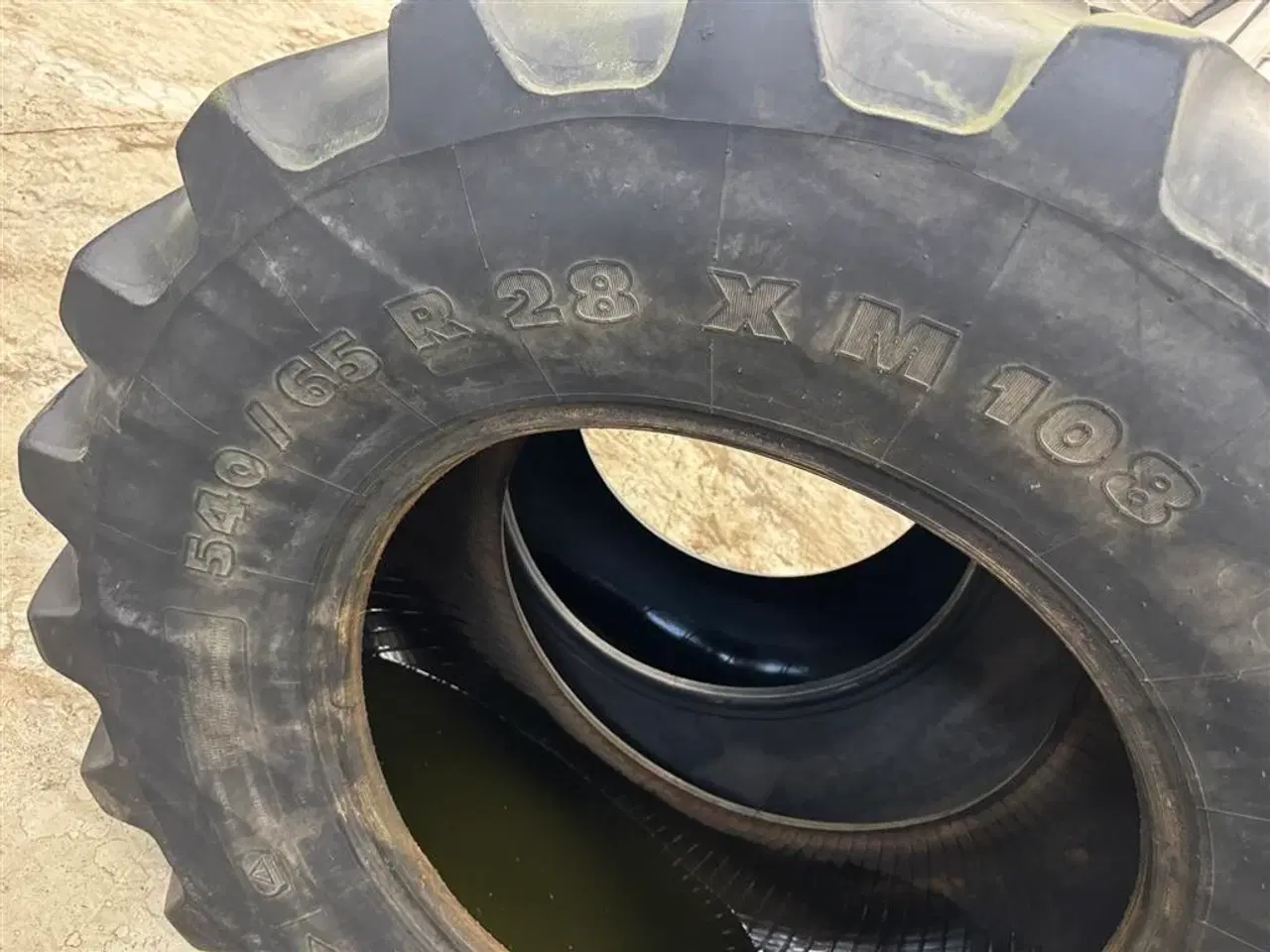 Billede 4 - Michelin 540/65R28