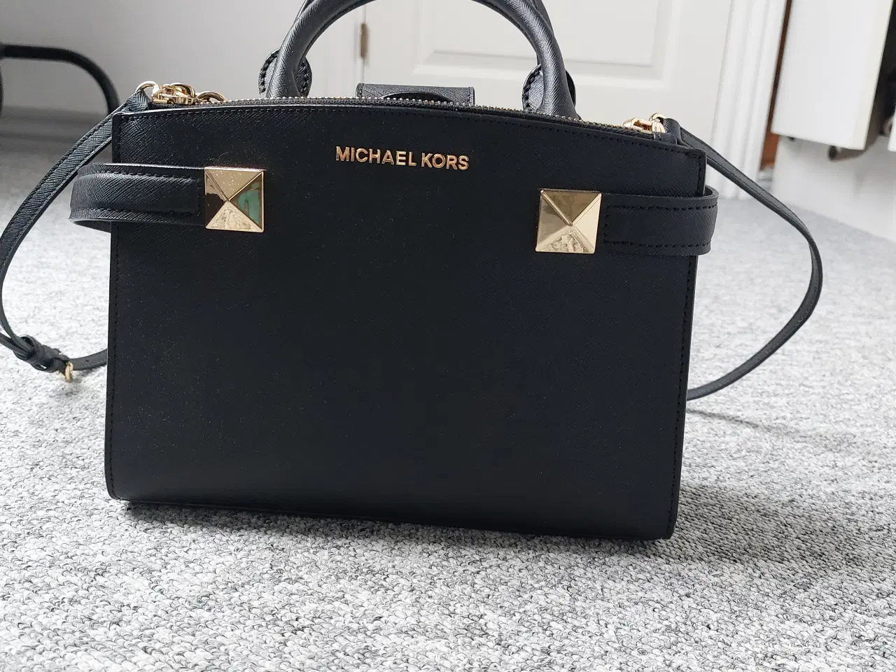 Billede 1 - Michael kors håndtaske med rem original 