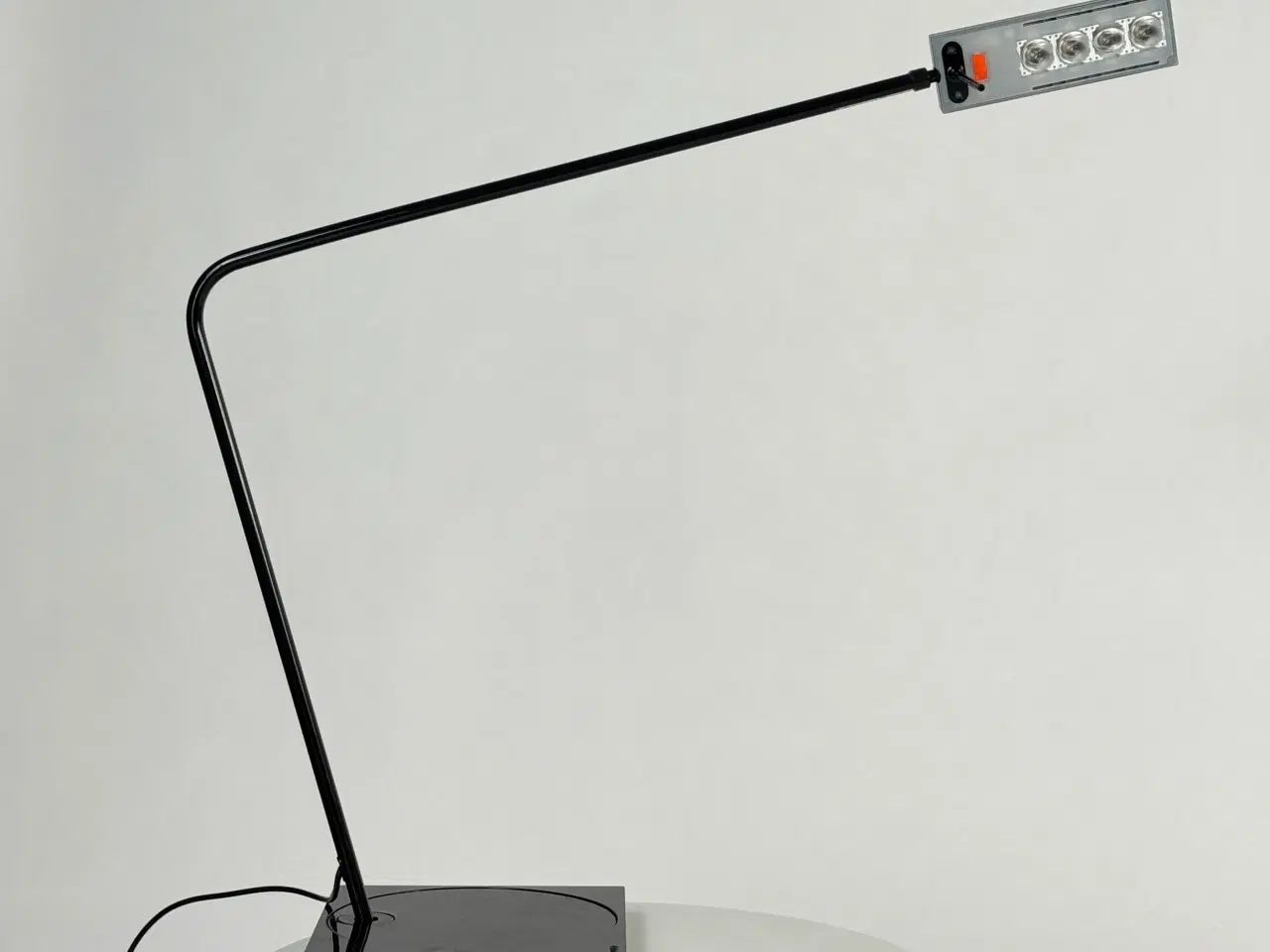 Billede 3 - Luxo | Ninety LED Bordlampe