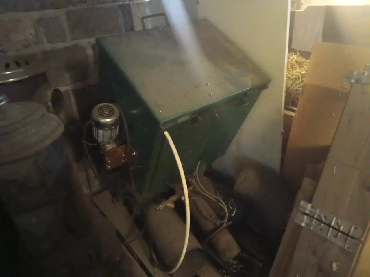 Billede 9 - Reka kedel med stoker til piller og til halm