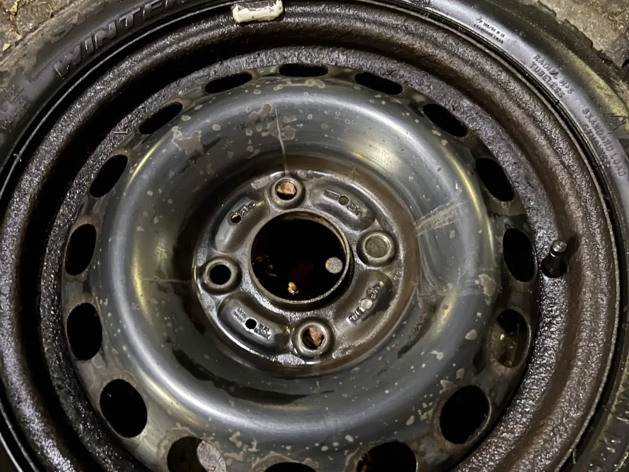 Billede 1 - 4 STK Vinterdæk på fine stålfælge