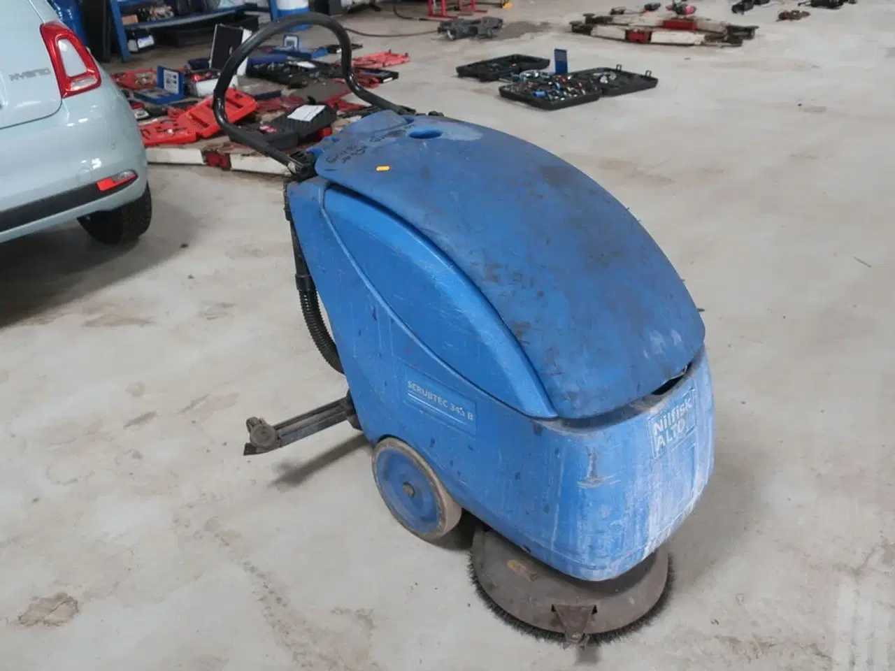 Billede 1 - Gulvvaskemaskine NILFISK SCRUBTEC 343B