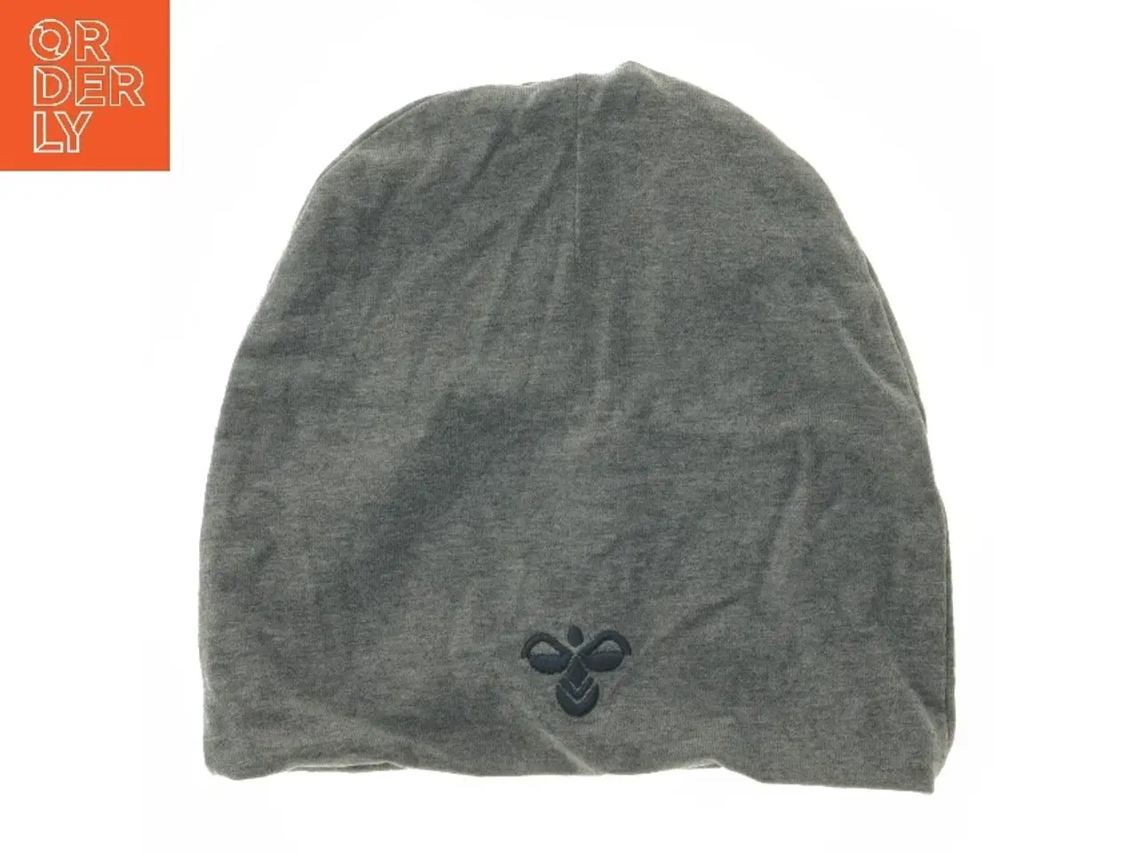 Billede 1 - Grå hue med broderet logo fra Hummel (str. 86-92 )