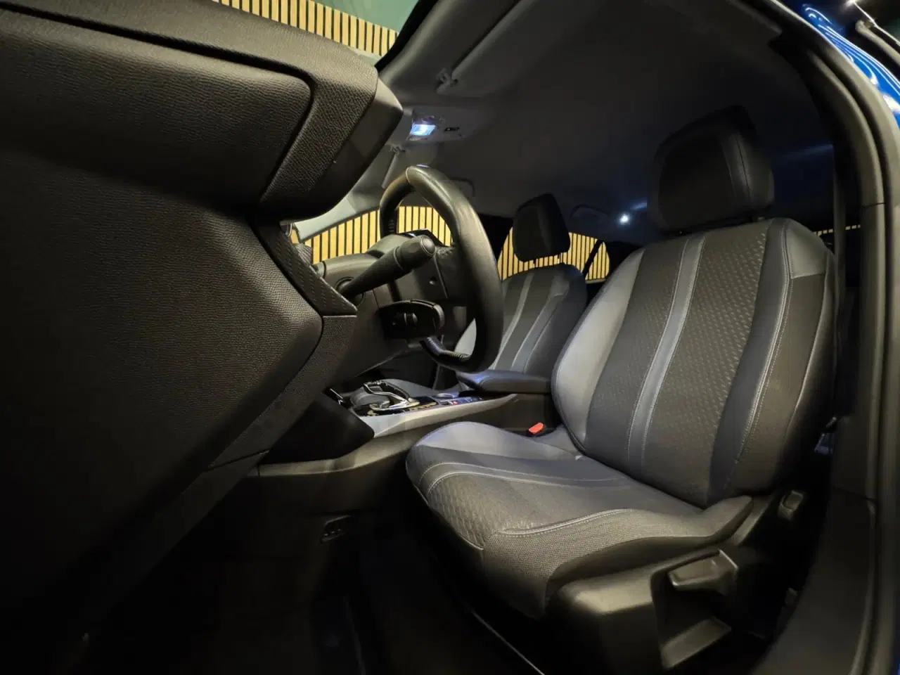 Billede 5 - Peugeot e-2008 50 Allure Limited