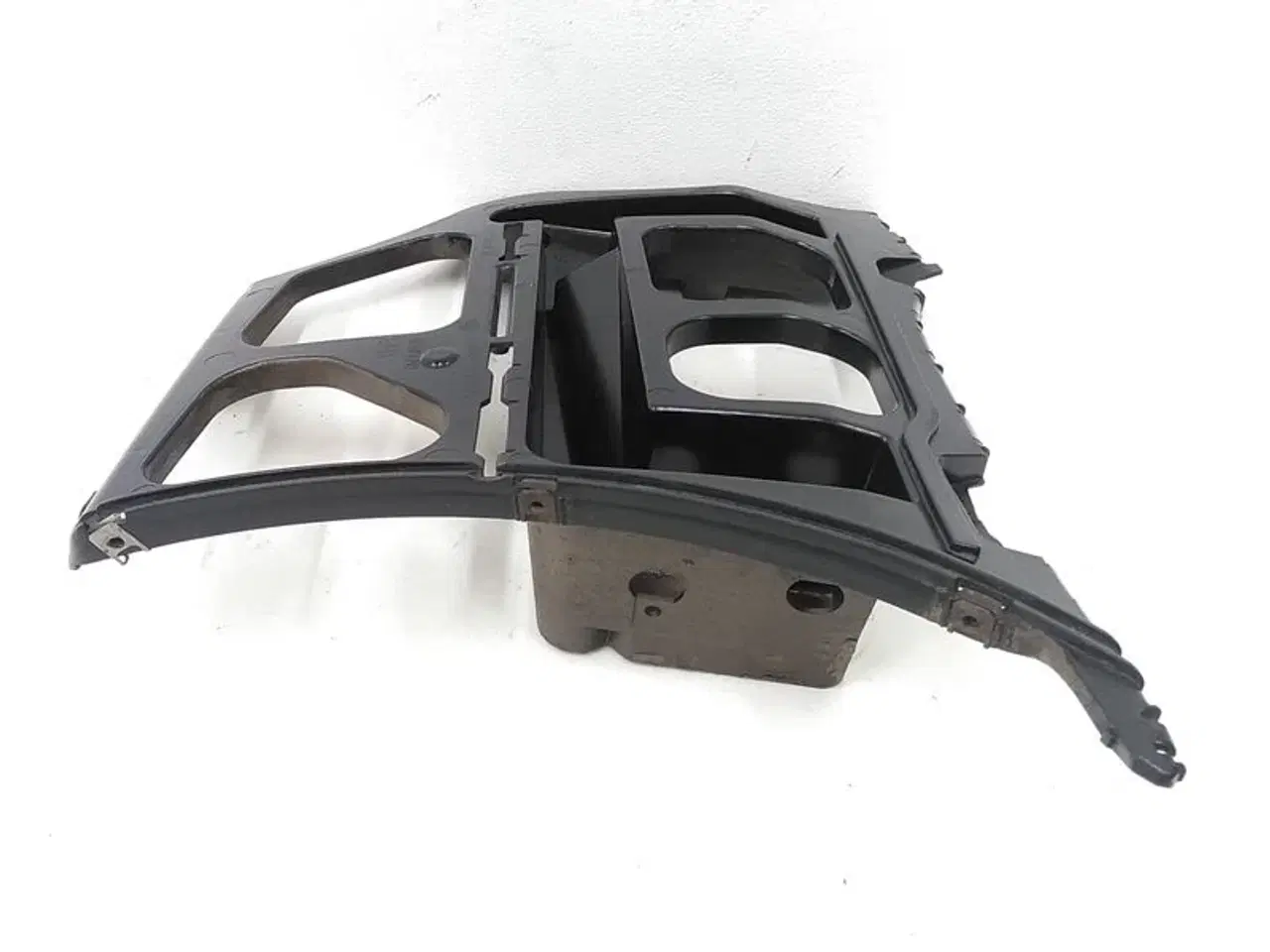 Billede 3 - Bagkofanger holder H.-hjørne B51127127716 BMW E91