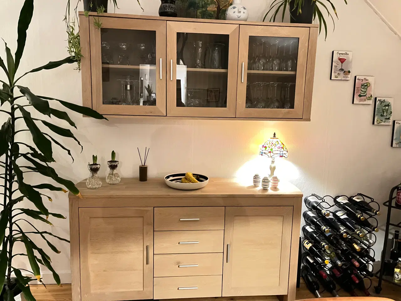 Billede 3 - Skænk og vitrine i eg
