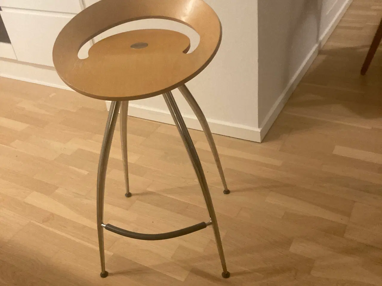 Billede 1 - Flot LYRA barstol