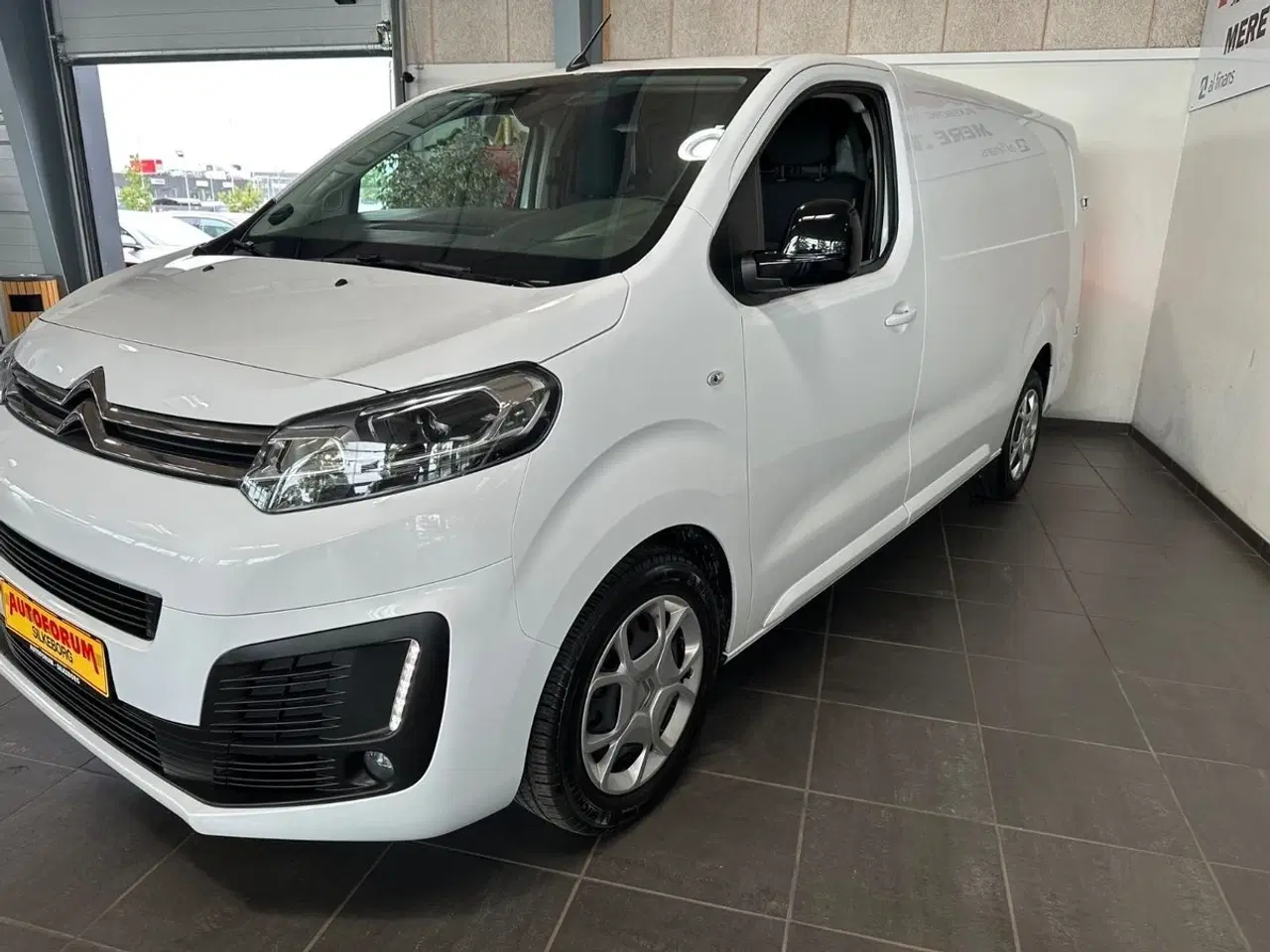 Billede 2 - Citroën Jumpy 2,0 BlueHDi 180 L3 MasterLine EAT8