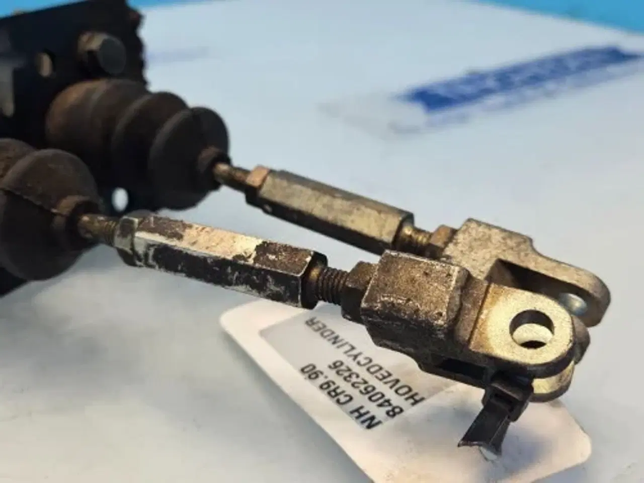 Billede 15 - New Holland CR9.90 Ventil 84062326