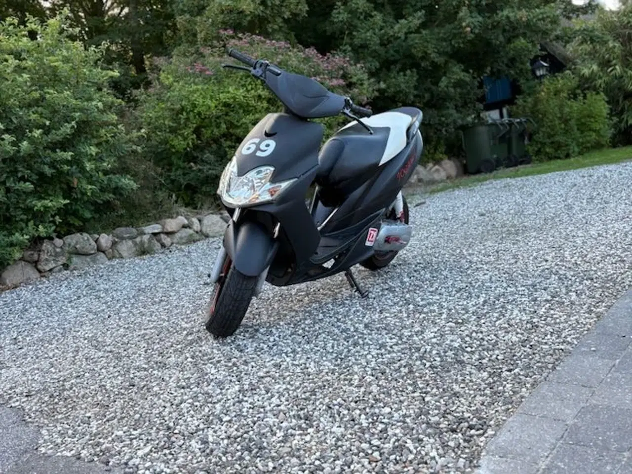Billede 4 - Knallert Jog R