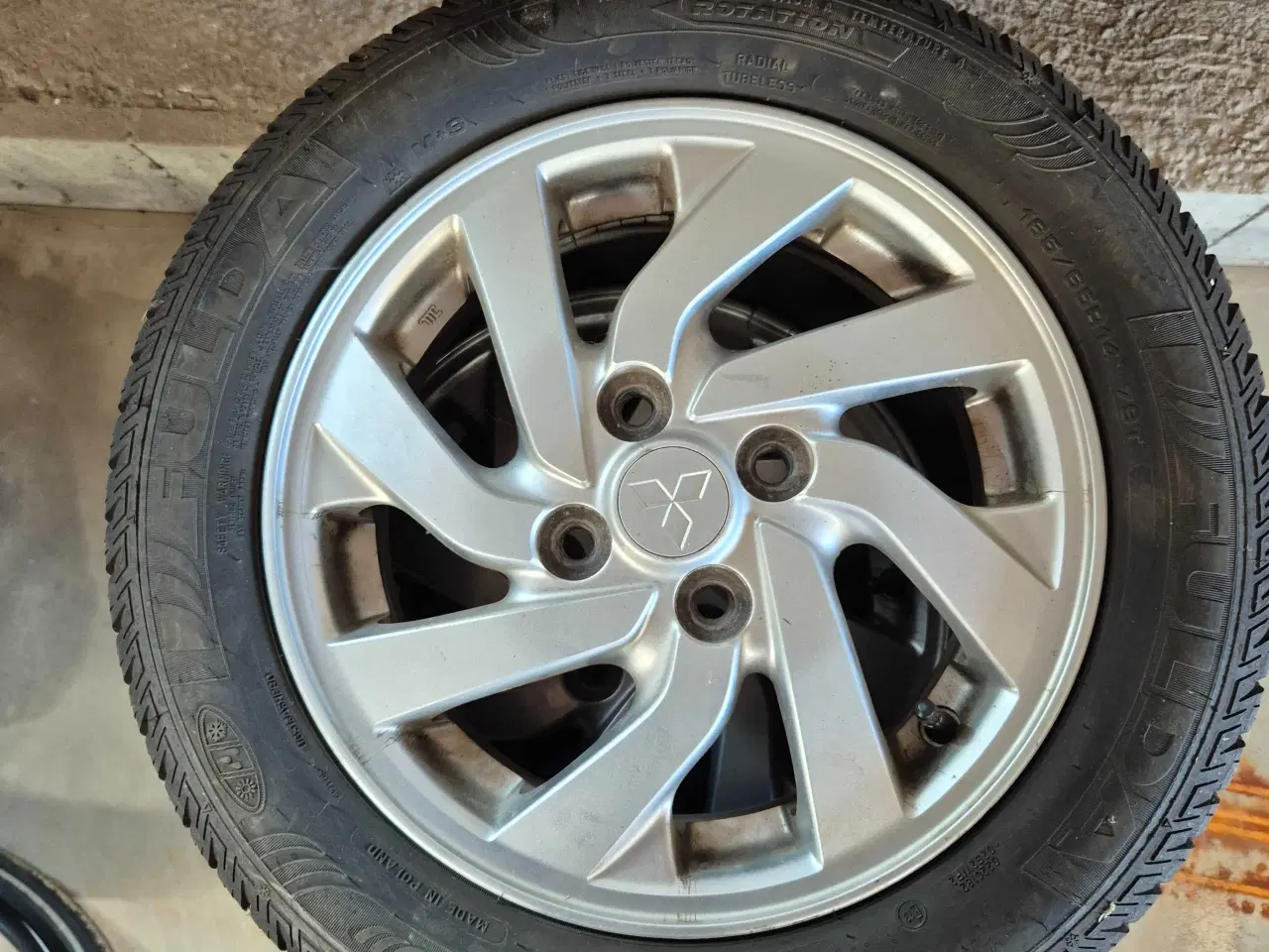 Billede 5 - Vinterdæk og fælge