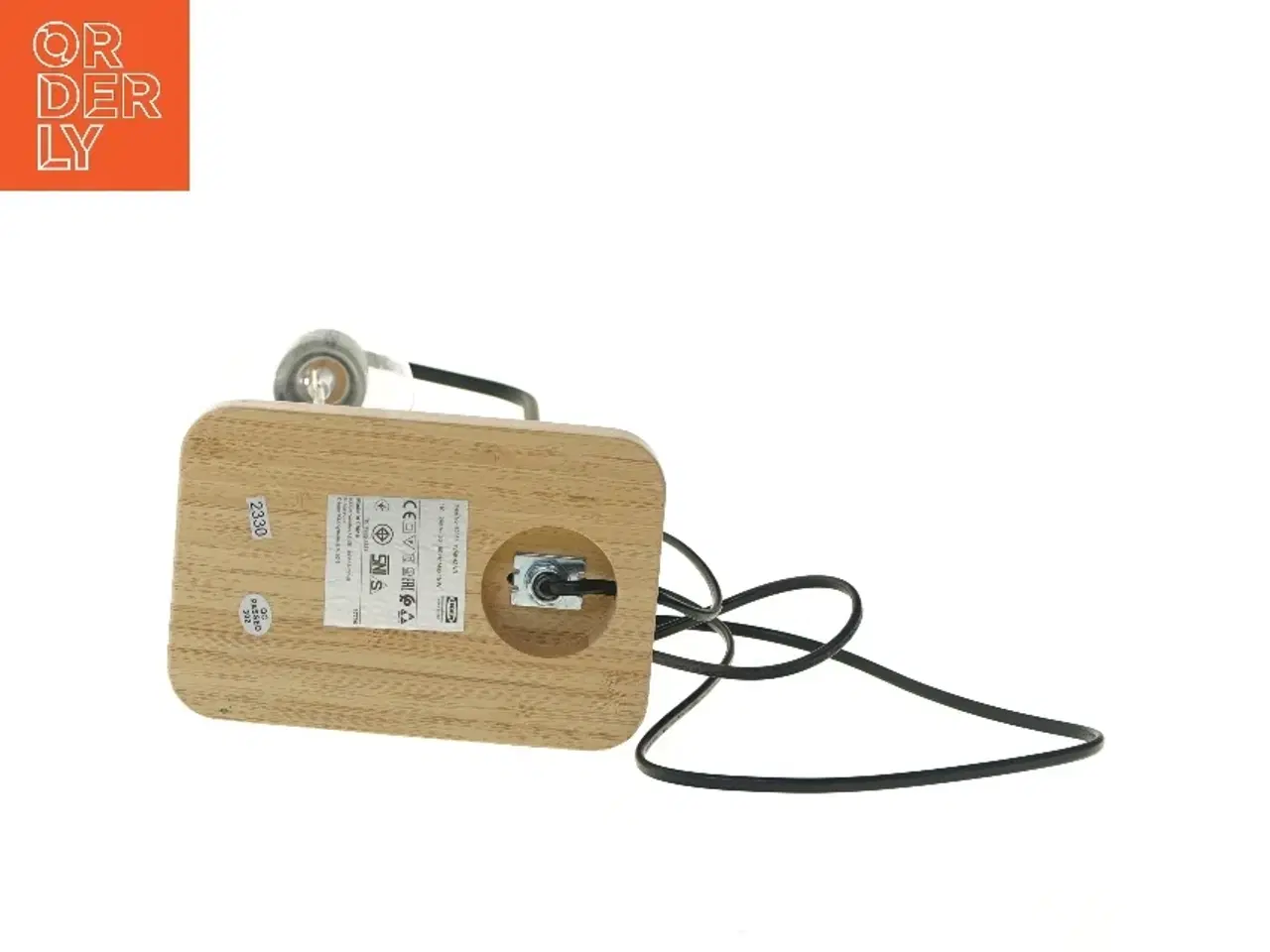 Billede 3 - Bordlampe med træfod fra IKEA (str. 46x12x18 cm)