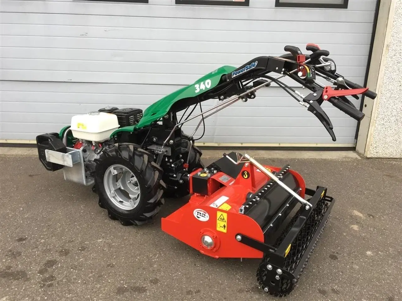 Billede 2 - Ferrari 340 benzin Tilbud med 70cm stennedlægningsfræser