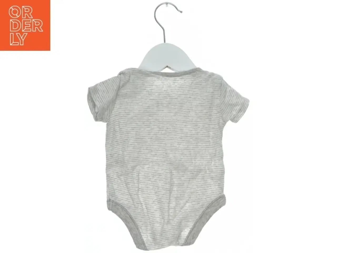 Billede 2 - Kortærmet body fra F&F (str. 74)