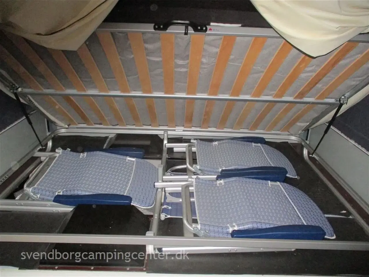 Billede 9 - 2009 - Combi-Camp Country   Perfekt til eb-bilen.
