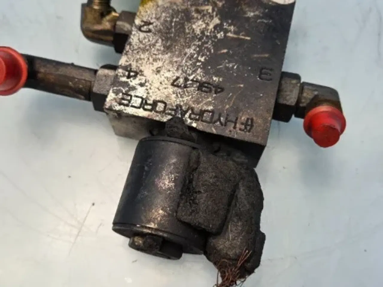 Billede 9 - Bobcat  TL38.70X  Hydraulikventil 7345240