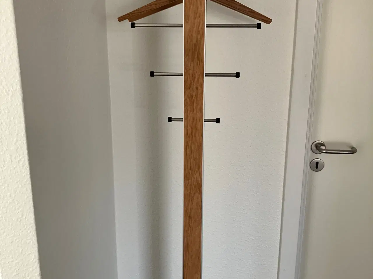 Billede 1 - Stumtjener ST1 designet af Jens Panduro