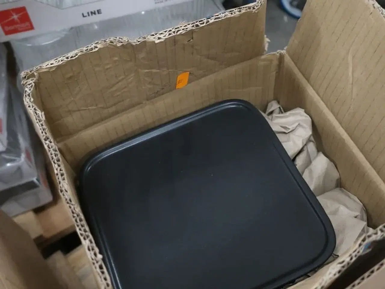 Billede 5 - Tallerkner, flasker samt glas