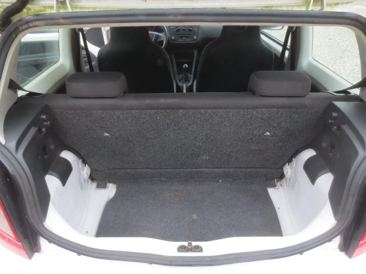 Billede 11 - Seat Mii 1.0 i År 2012. Synet 11/24. 