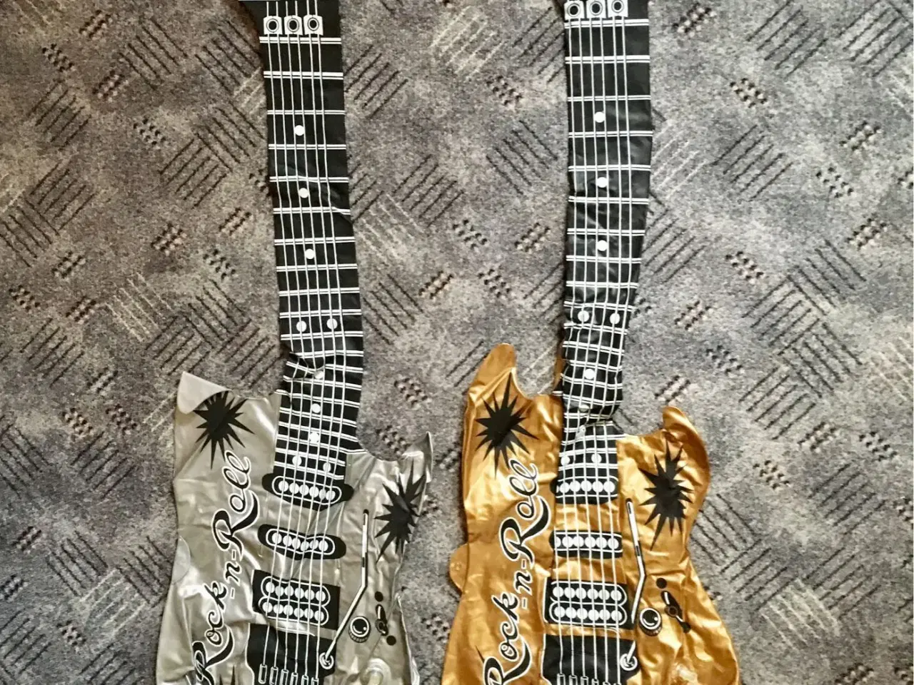 Billede 1 - Oppustelige guitar til salg