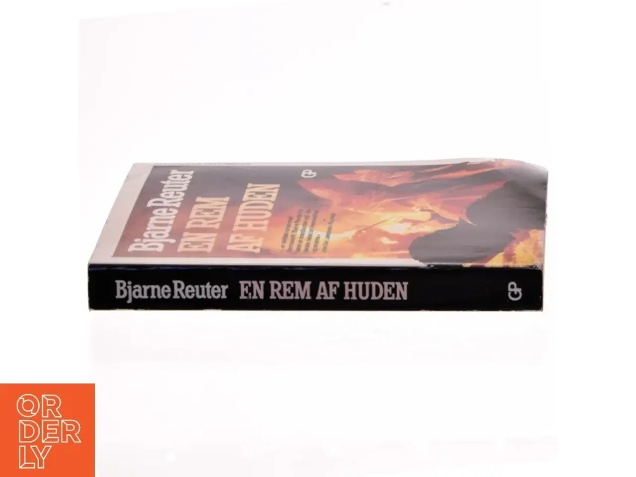 Billede 2 - En rem af huden : roman af Bjarne Reuter (Bog)