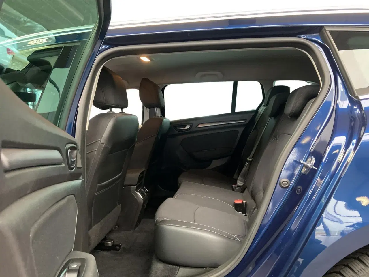 Billede 8 - Renault Megane IV 1,6 E-Tech Zen Sport Tourer