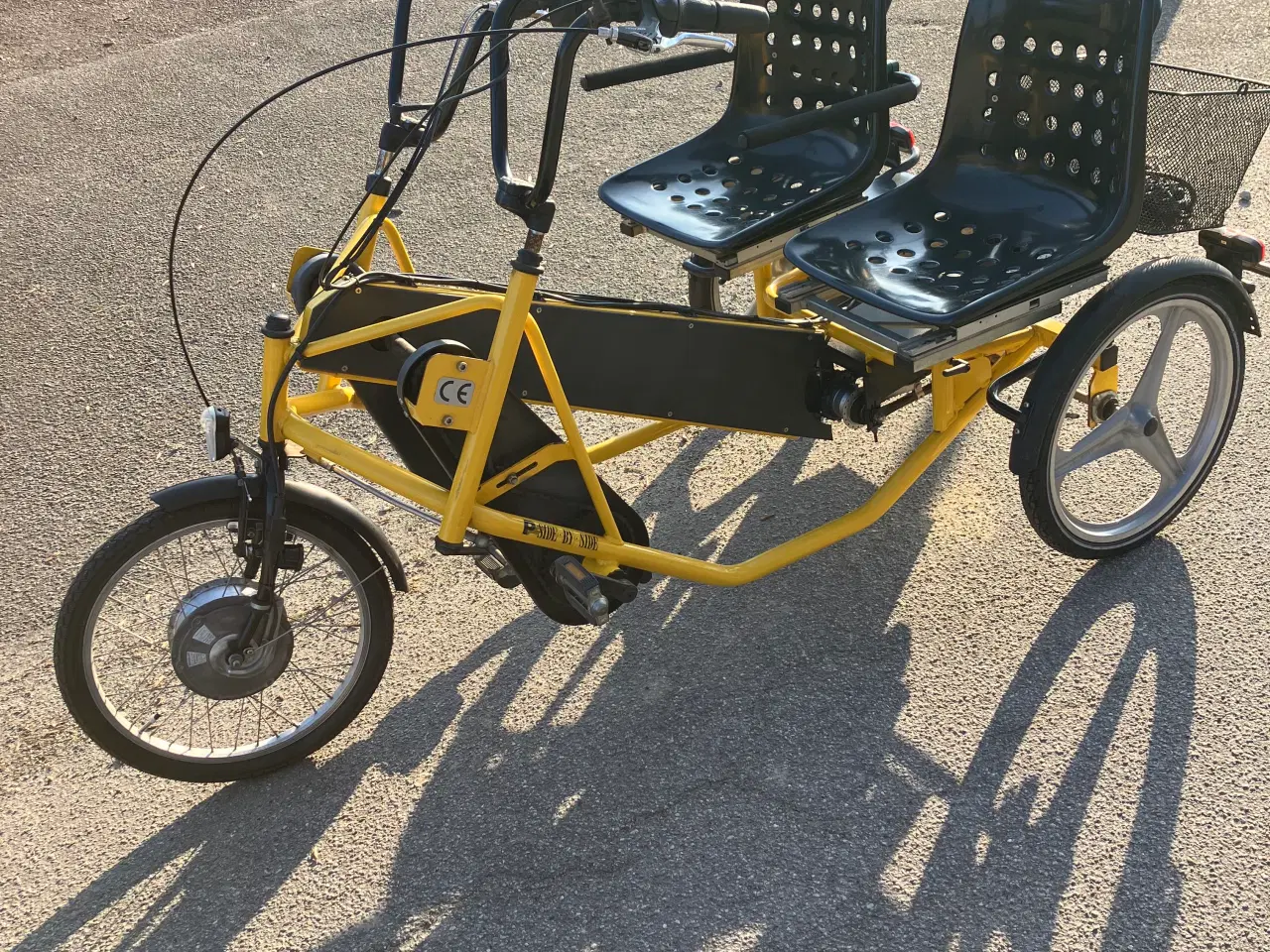 Billede 1 - El-cykel. Side by side. 