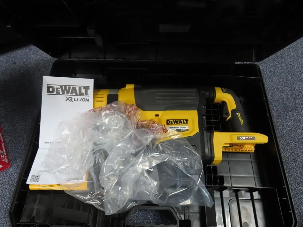 Billede 3 - Borehammer DEWALT DCH775