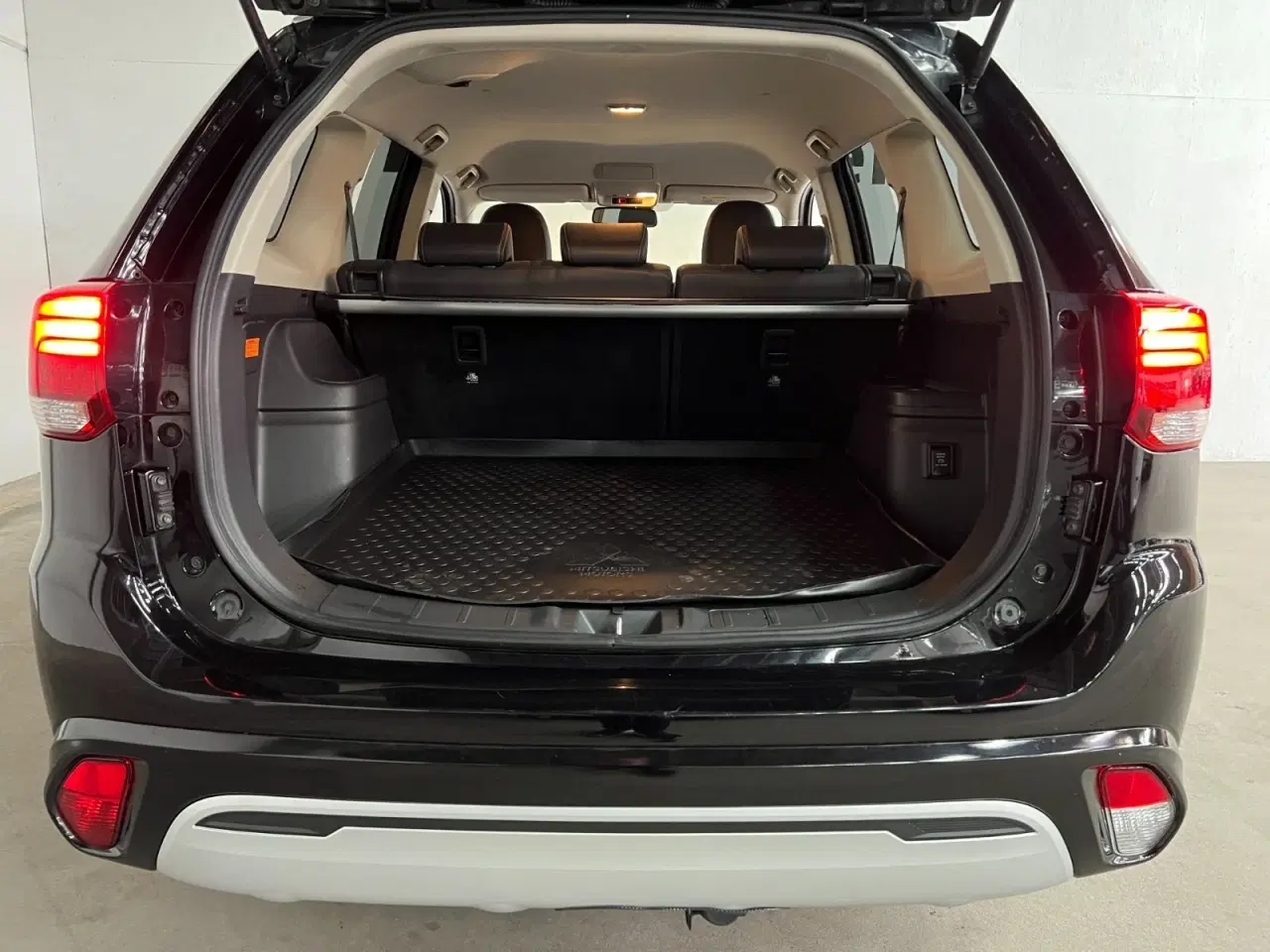 Billede 16 - Mitsubishi Outlander 2,4 PHEV Invite+ CVT 4WD