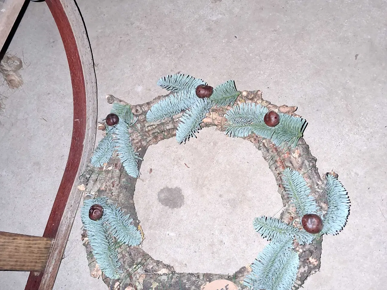 Billede 4 - Dekorationer sælges og juletræ pynte og træer