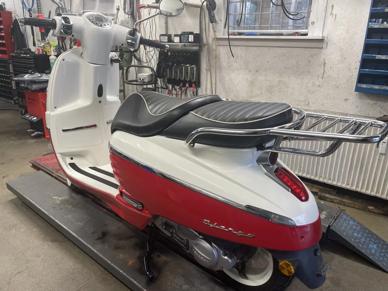 Billede 4 - Peugeot Django 30 årg 2017