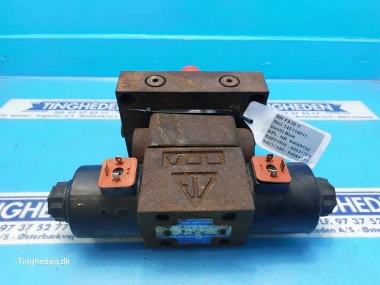 Billede 13 - New Holland FX38 Ventilblok 84069154