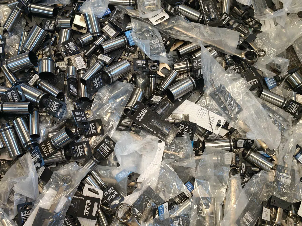 Billede 1 - Ringgaffelnøgler/toppe i næste alle størrelser 