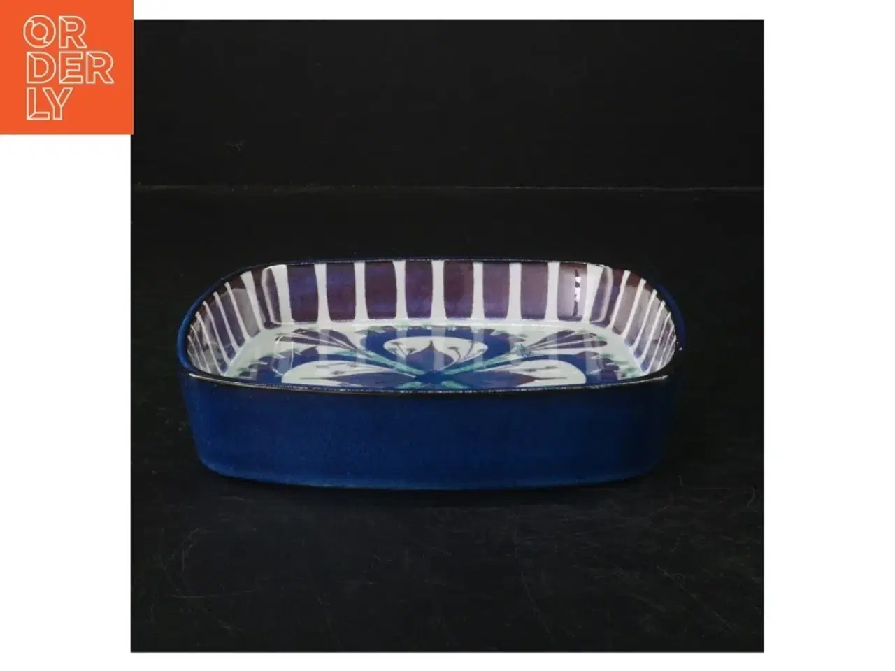 Billede 2 - Fajancefad fra Aluminia (str. 17 x 17 cm)