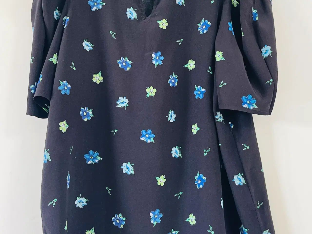 Billede 2 - Ny Cubus bluse