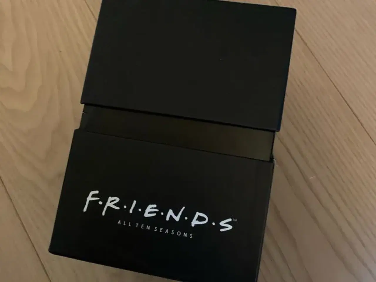 Billede 1 - Friends serieboks