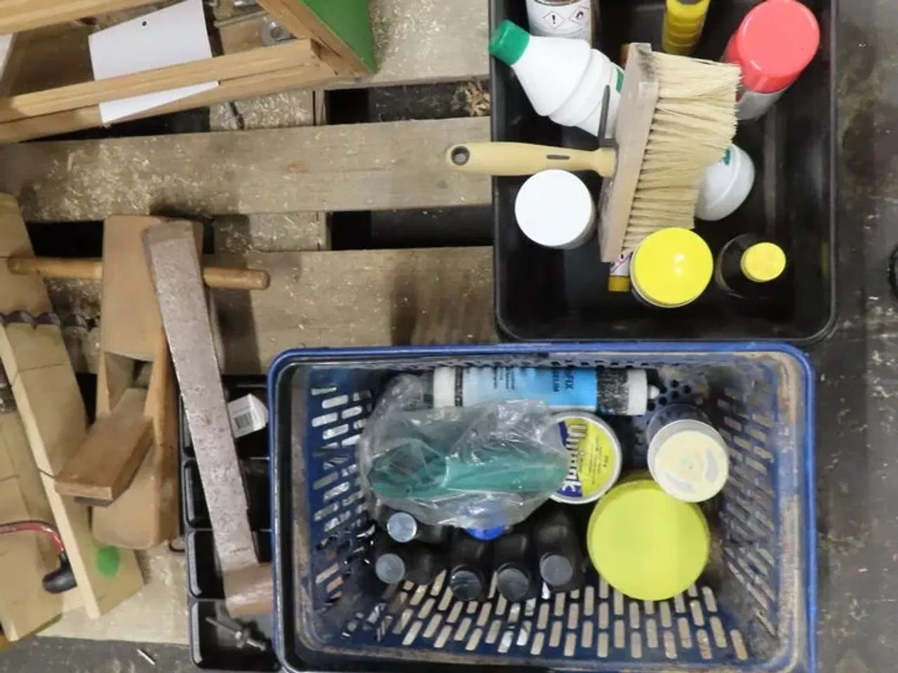 Billede 9 - Værktøjssab m.m. på pallen