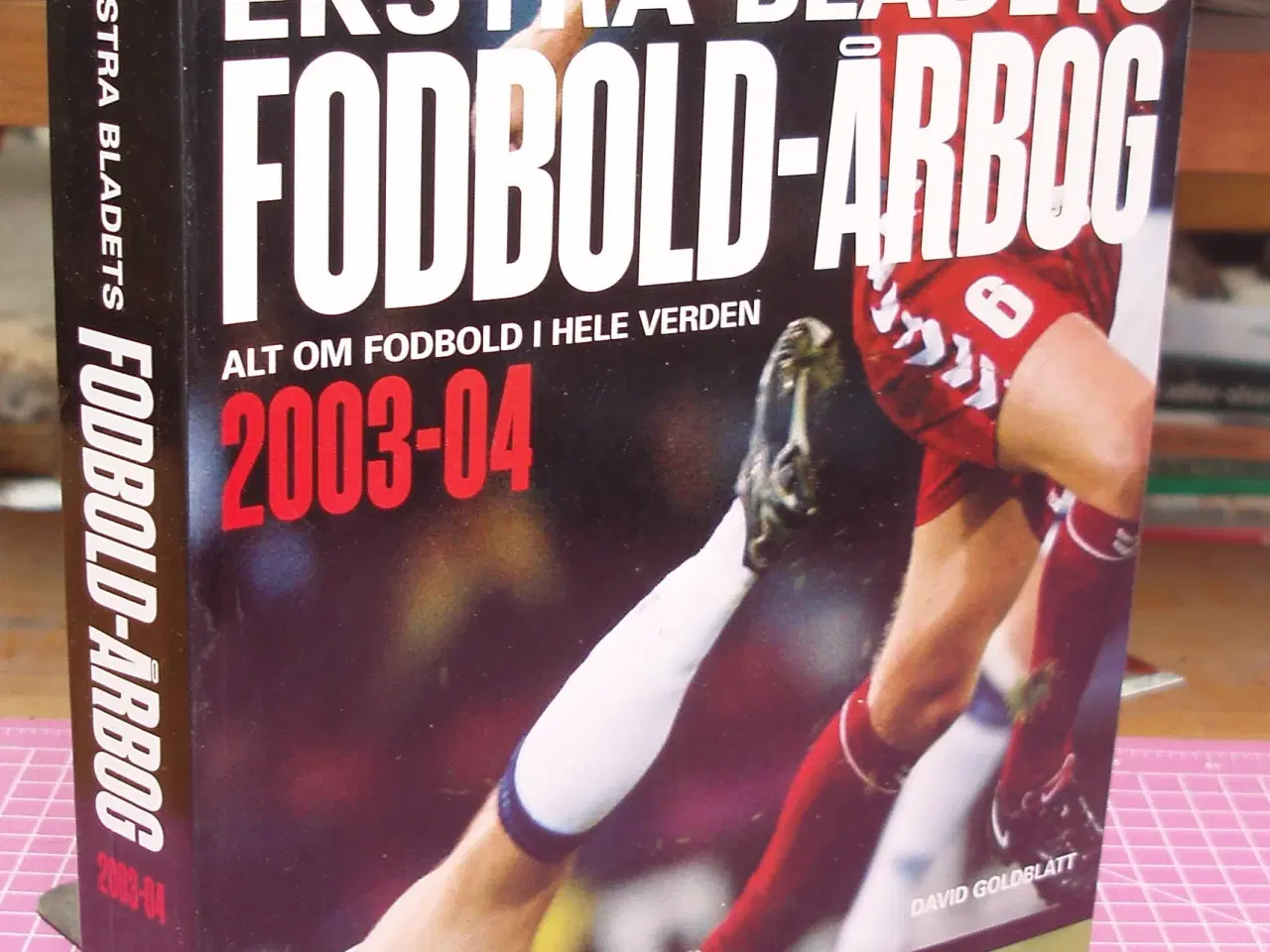 Billede 1 - Ekstra Bladets Fodbold-Årbog