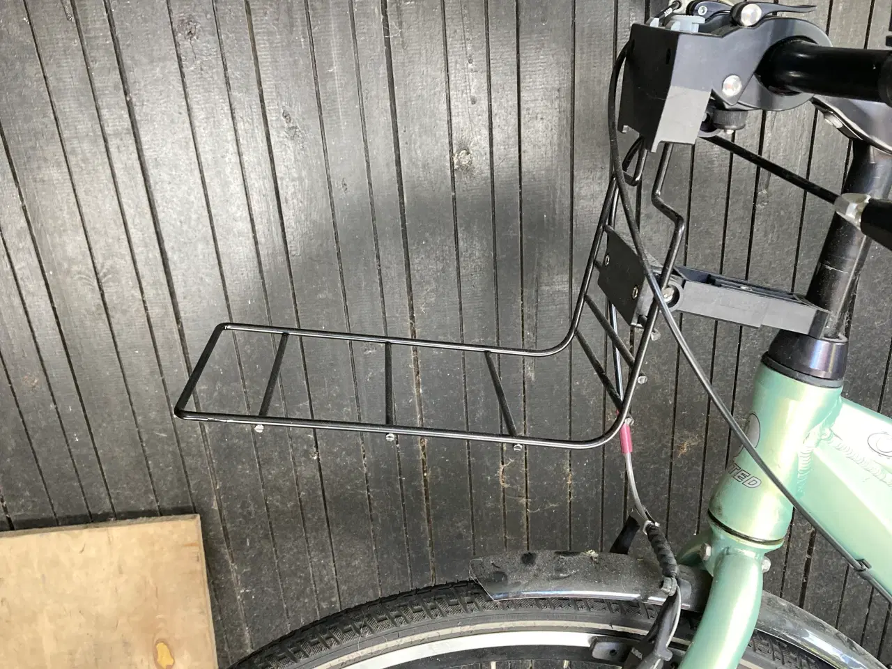 Billede 4 - Hundecykelkurv og cykelkurv holder.