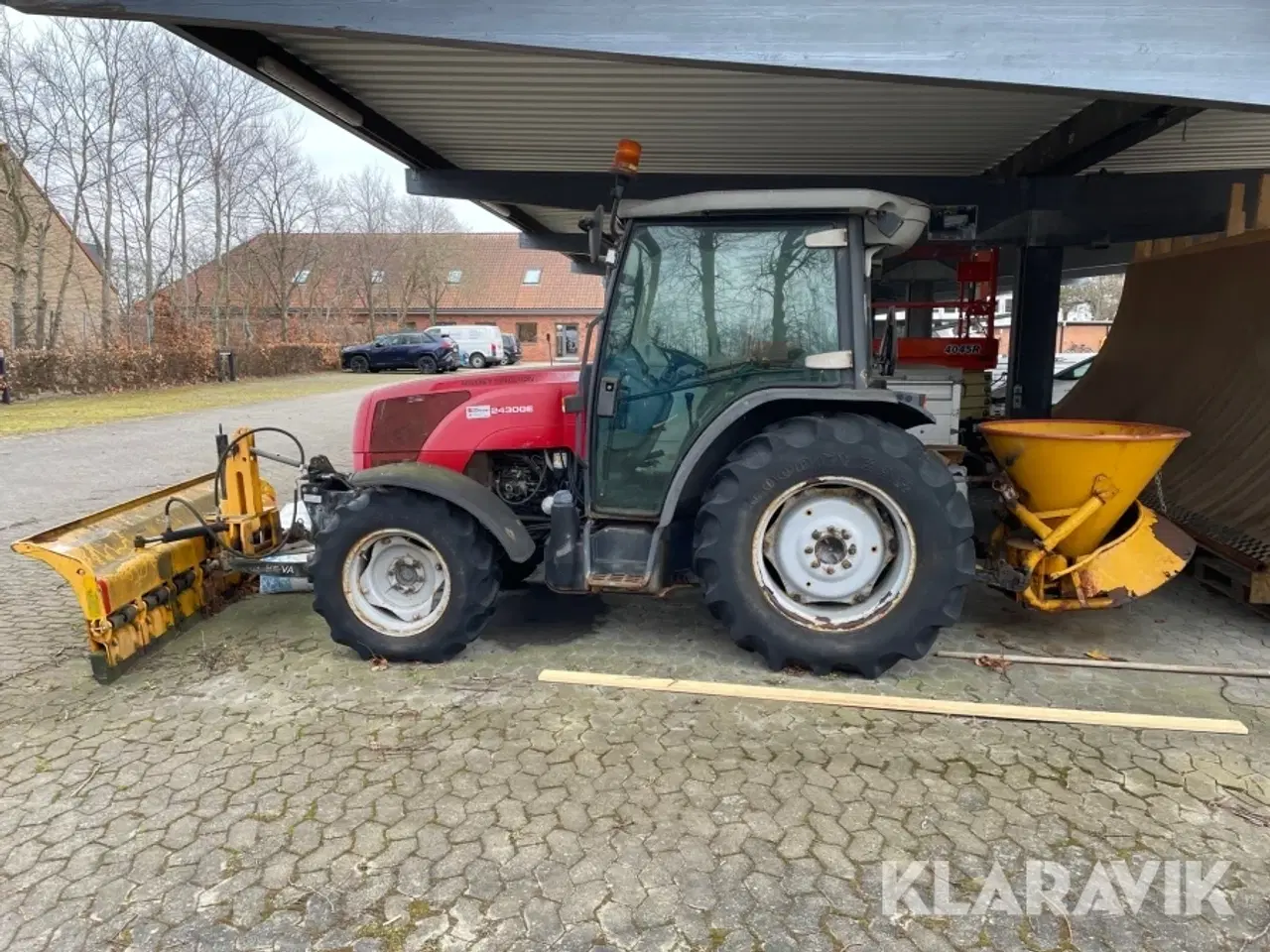 Billede 10 - Traktor Massey Ferguson 2430GE