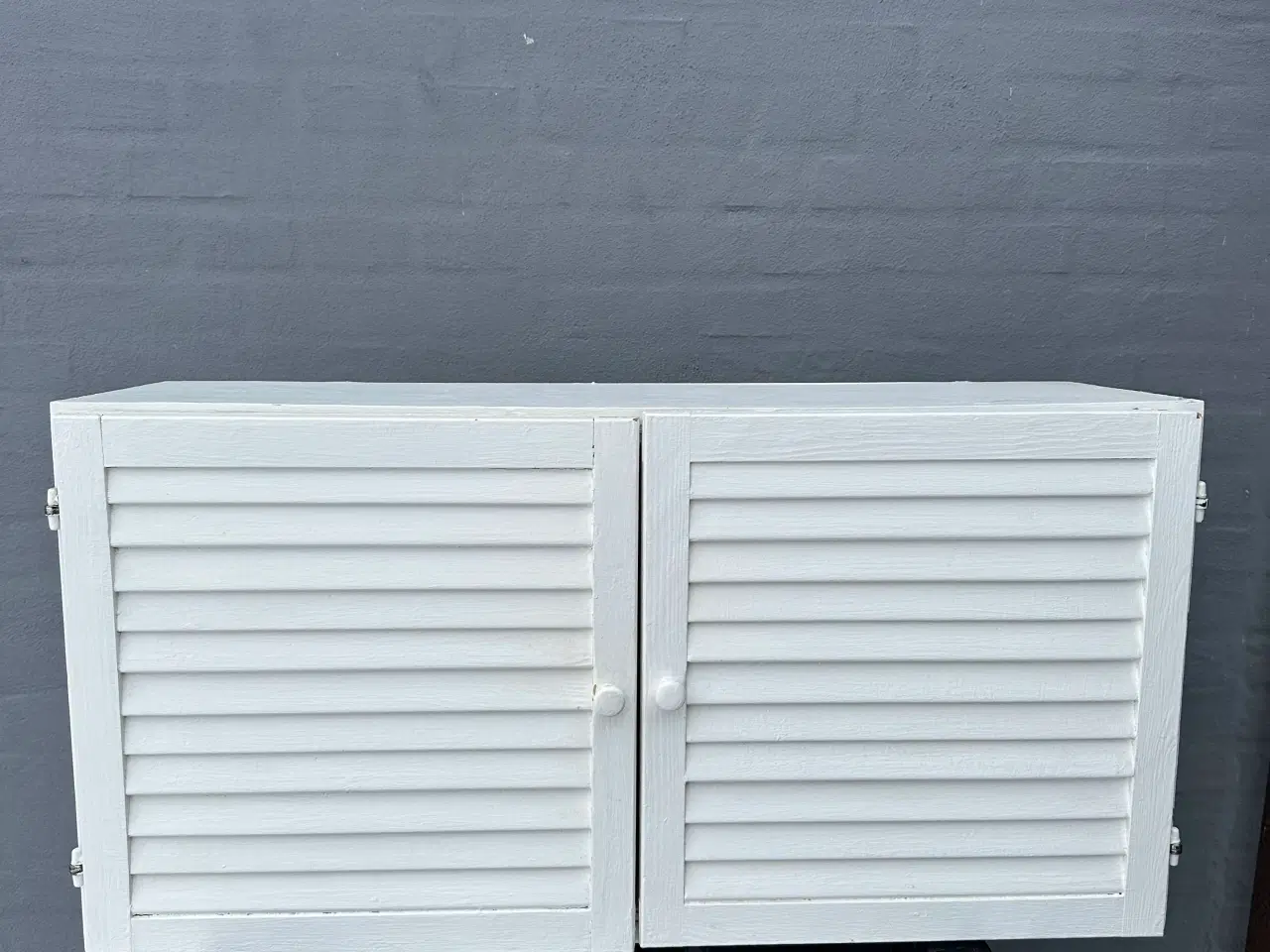 Billede 1 - Hængeskab