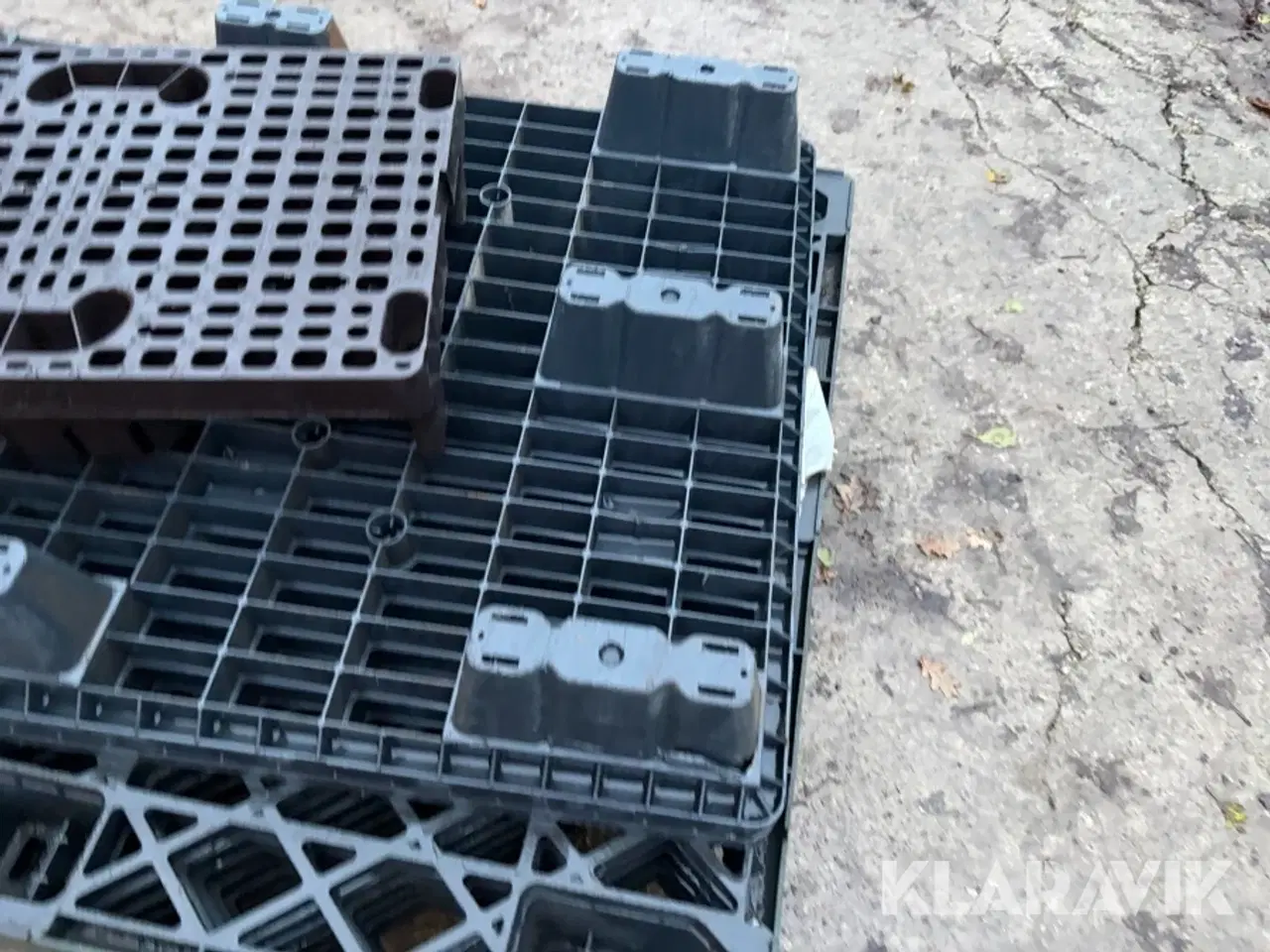 Billede 12 - Plastik paller 8 styk