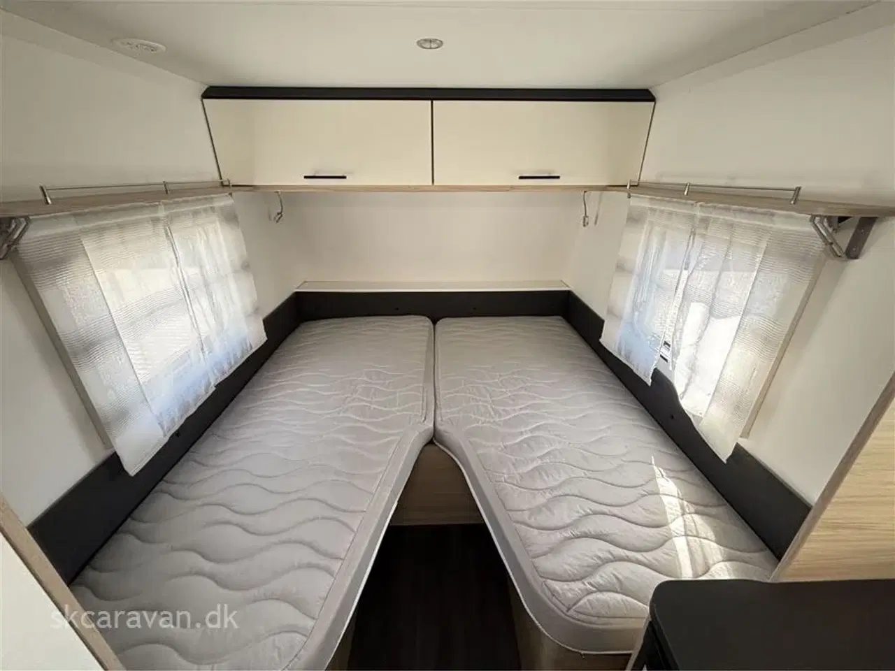 Billede 3 - 2022 - Caravelair ALBA 472 DK EDITION   PÆN OG VELHOLDT