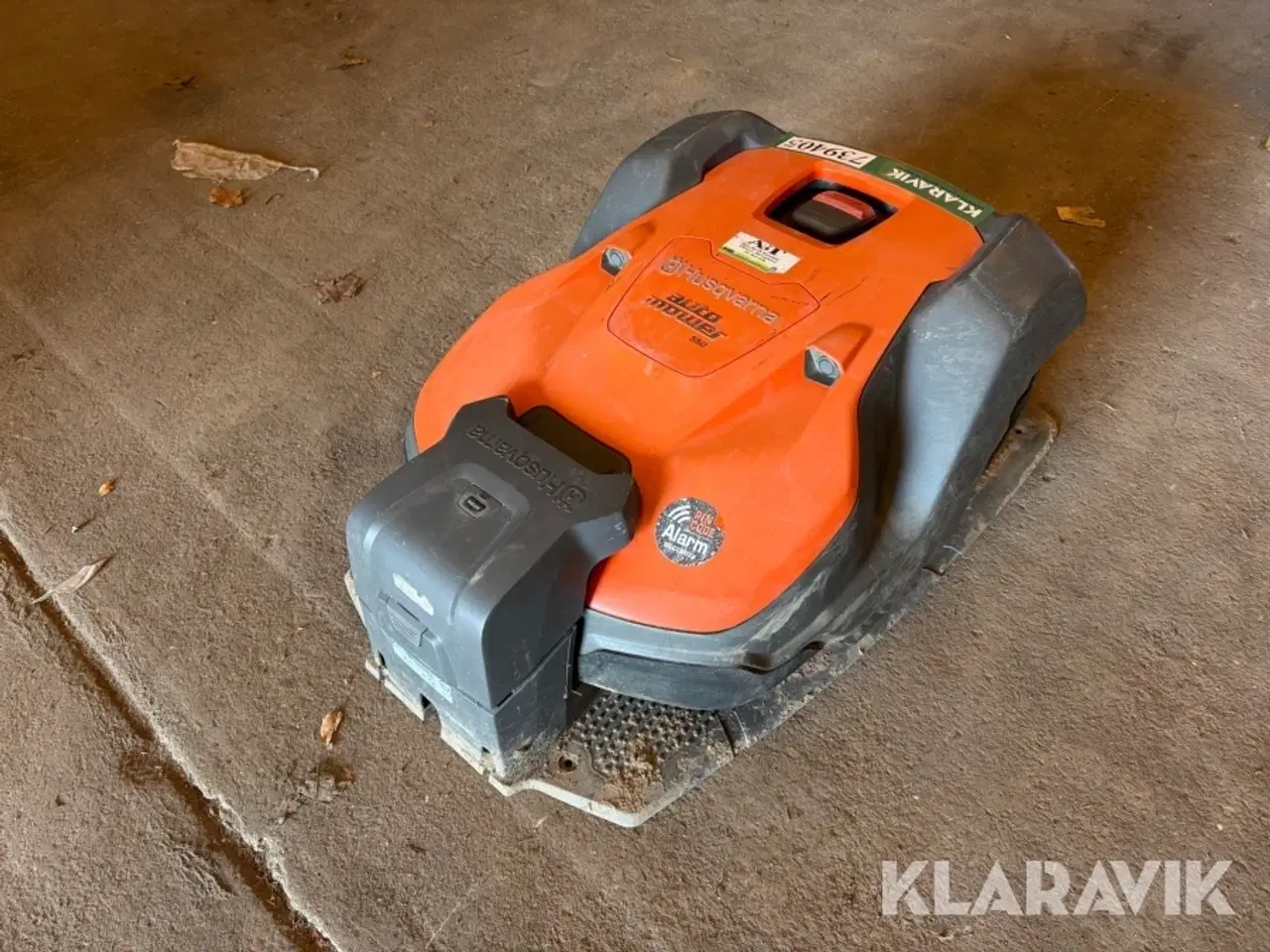 Billede 1 - Robot plæneklipper Husqvarna 550 med ladestation