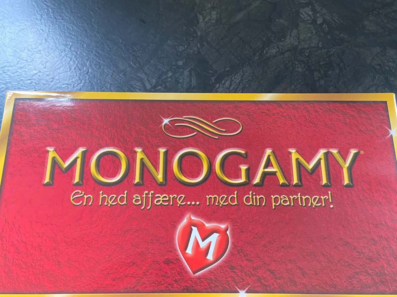 Billede 1 - Monogamy