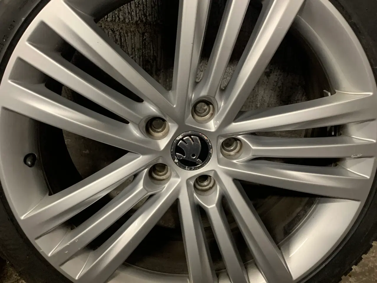 Billede 2 - Org alufælg Skoda superb