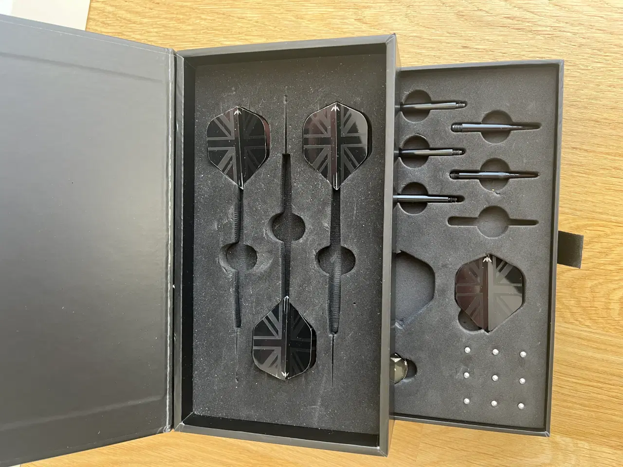 Billede 3 - Josh Rock Limited edition dartpile