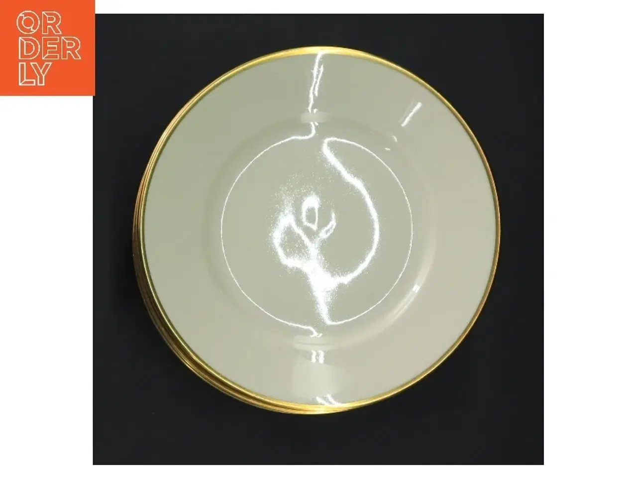 Billede 3 - Sæt af 15 tallerkener med guldkant fra Københavns Porcellains Maleri (str. 15 styk, ø 16 cm)