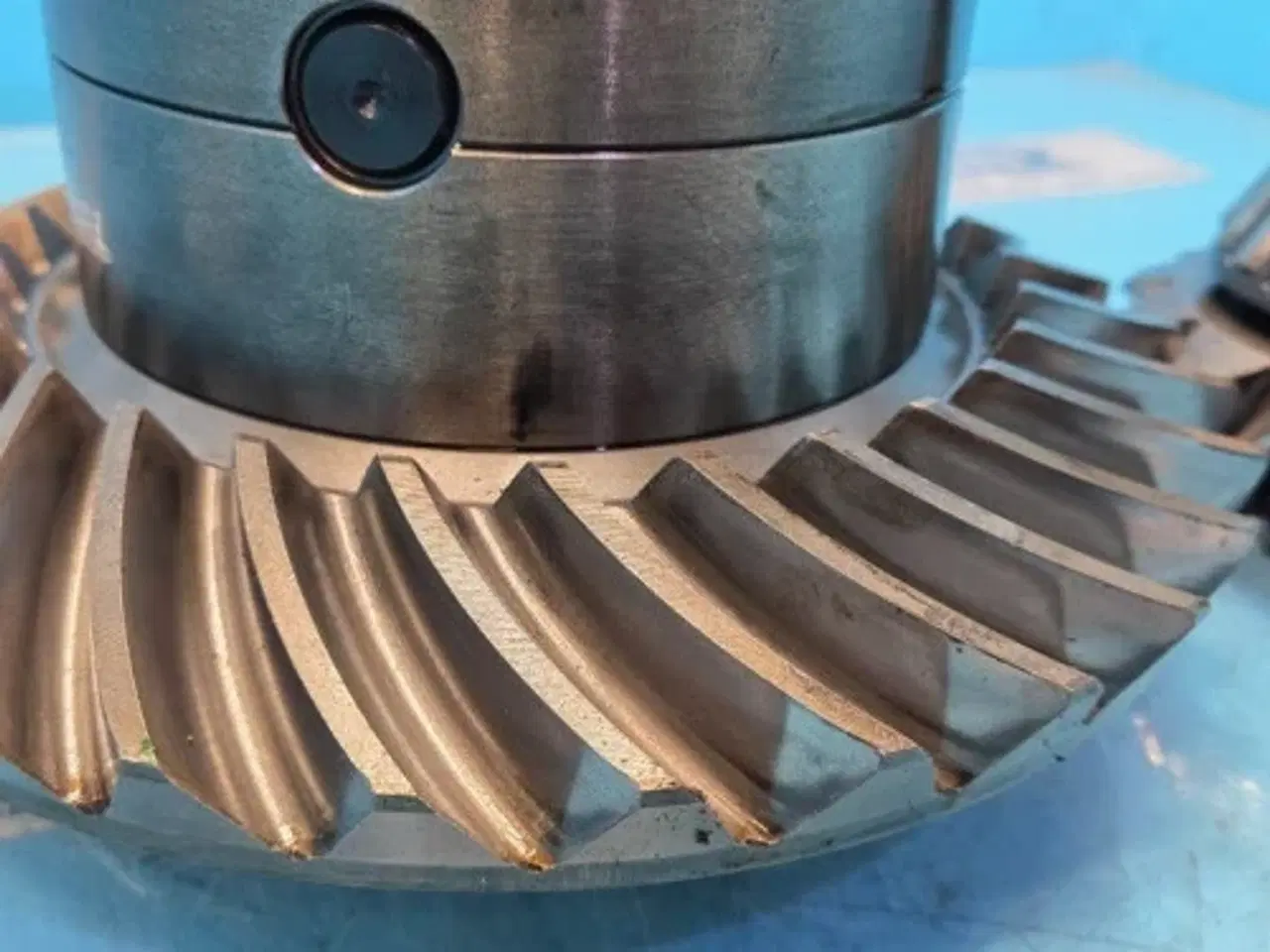 Billede 17 - John Deere 6215R Differential Sæt AL224452